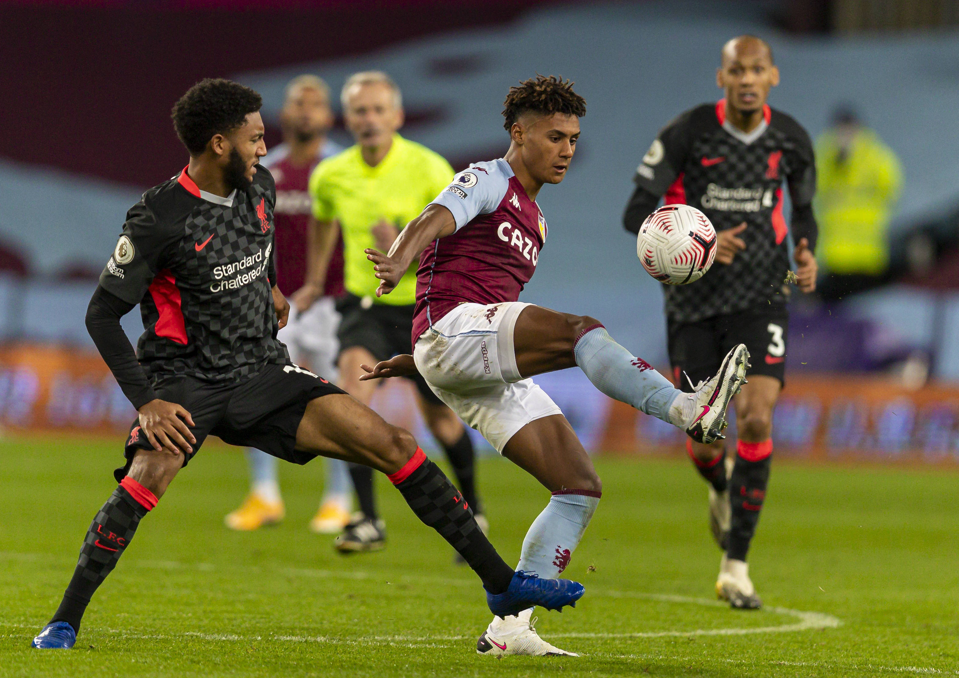 向球员表明 向球员表明